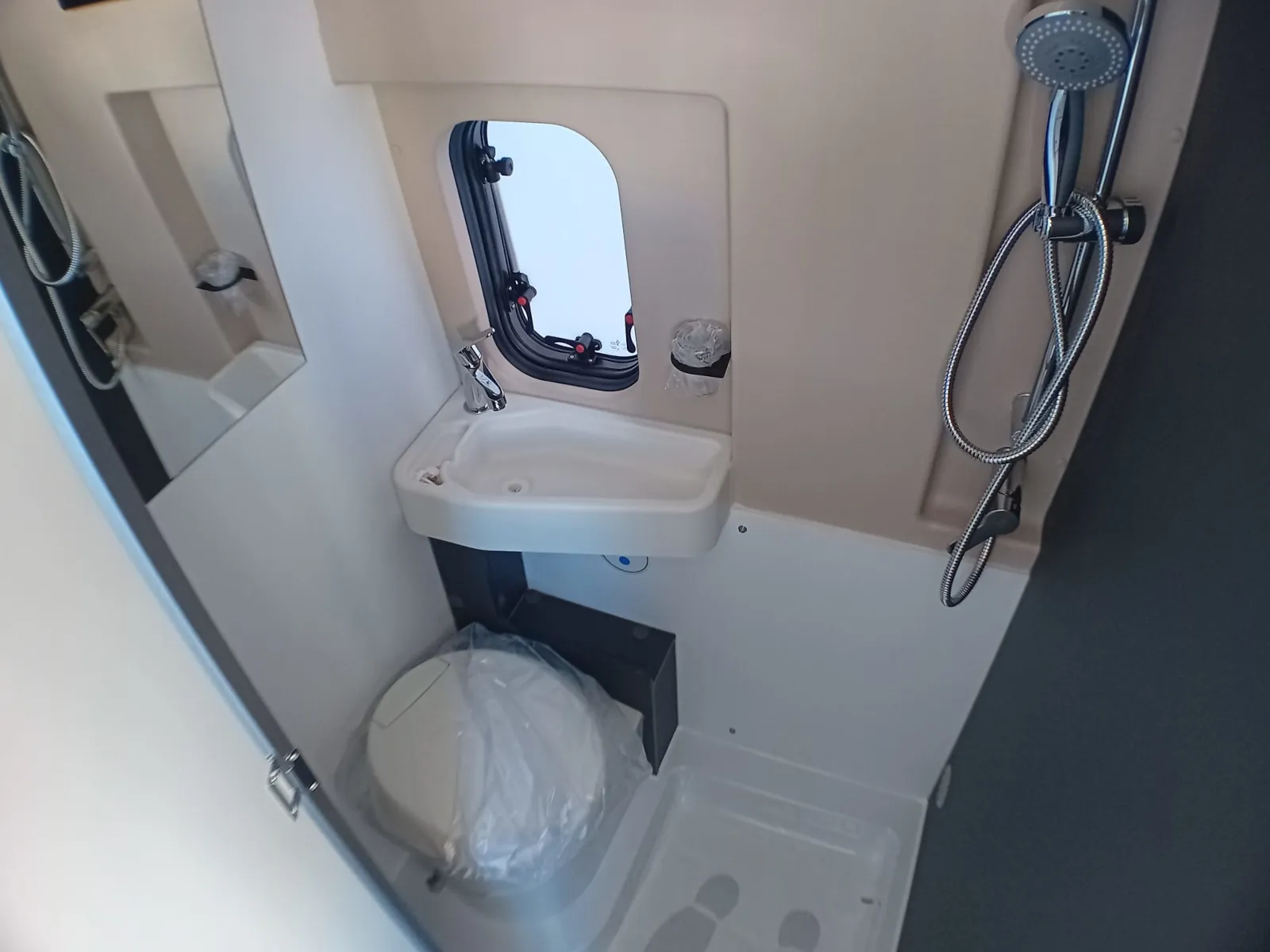 next 3 maxi  nuovo bagno