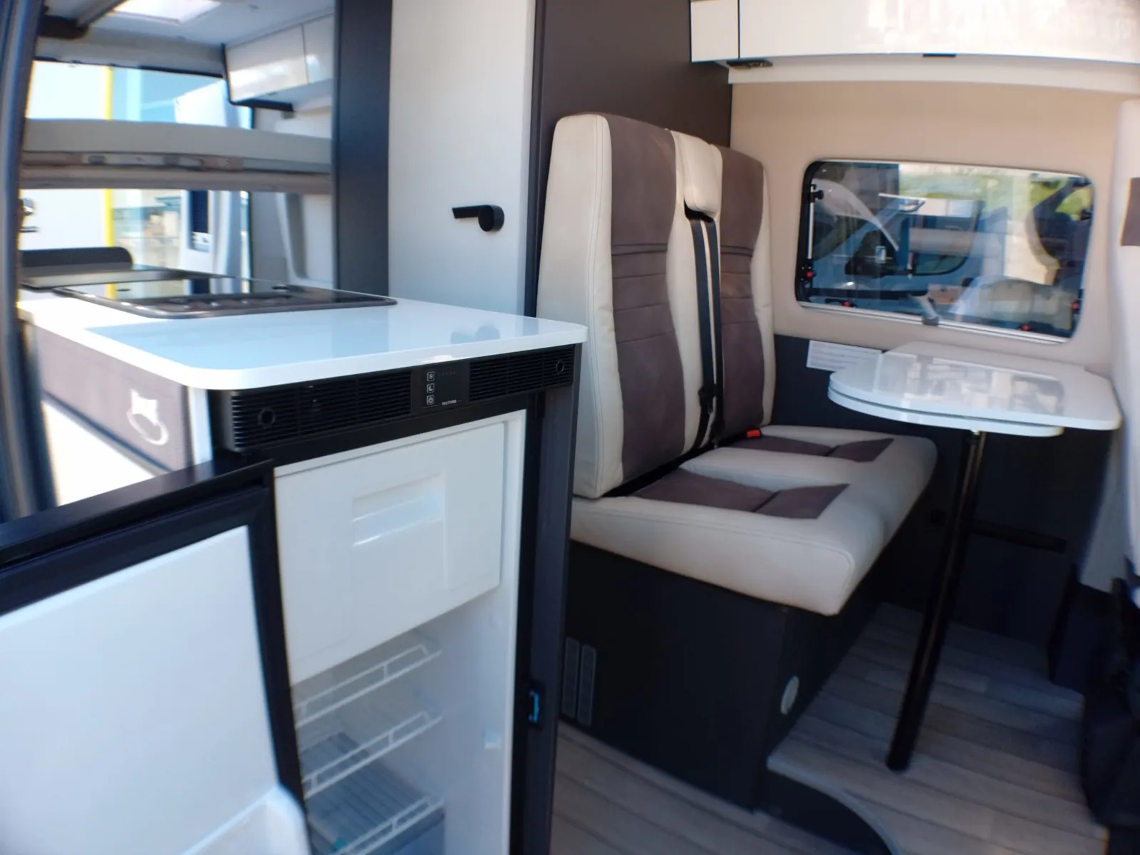 next 3 maxi nuovo vista ingresso ocn frigo