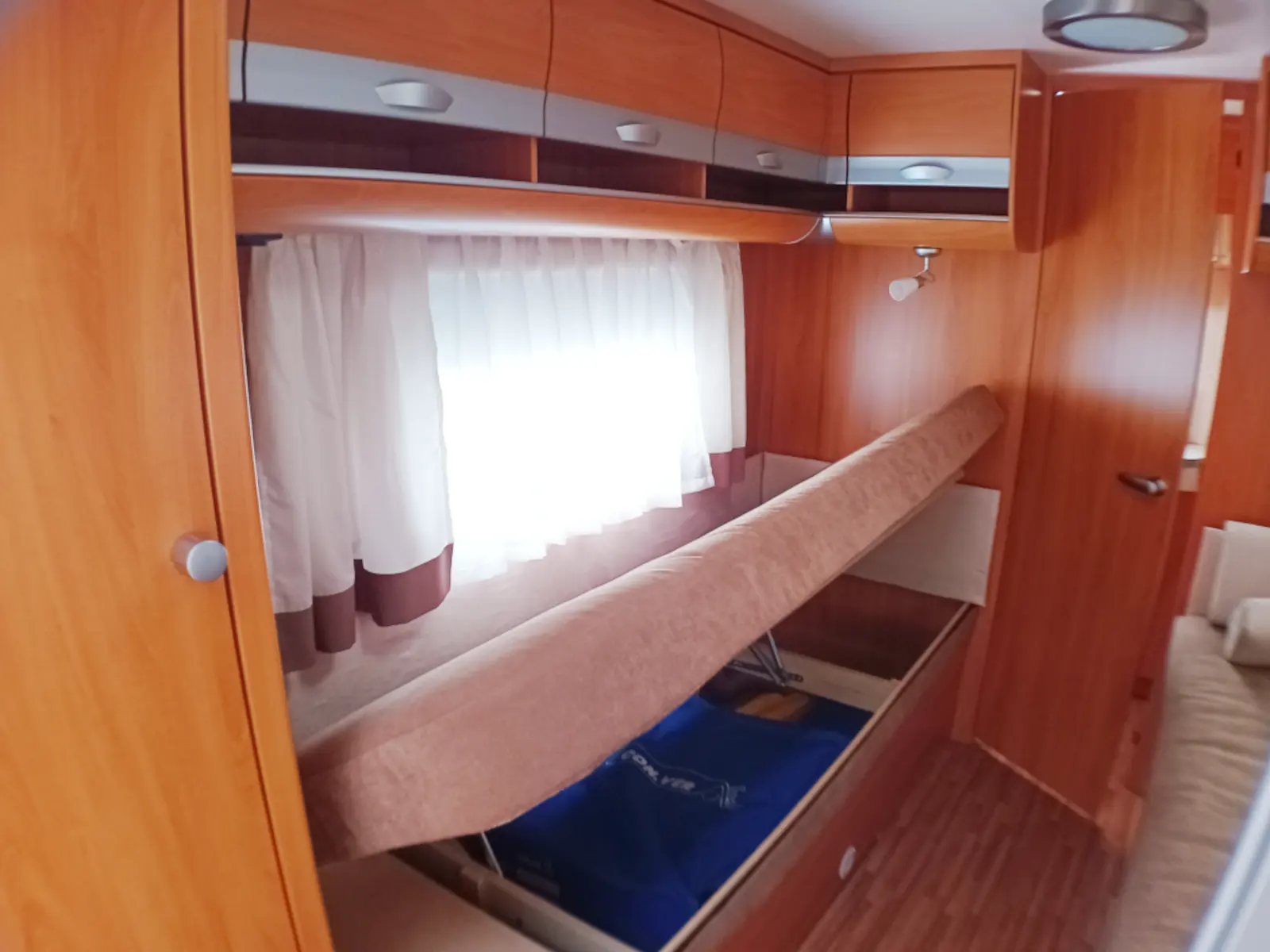 wilk s4 530 ued usata letti con reti e vano carico
